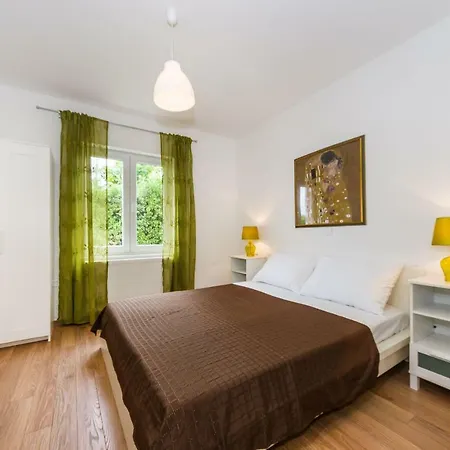 Apartman Alex *